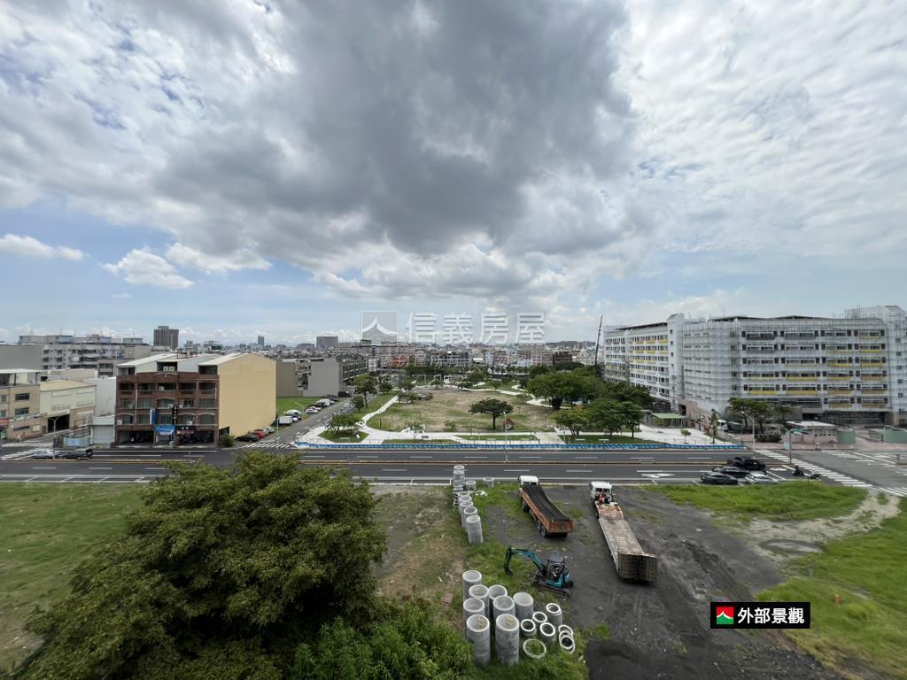 市政傳奇整新三房車位房屋室內格局與周邊環境