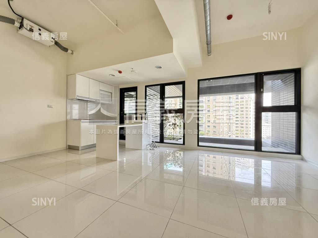 市政１號院面市政路美視野房屋室內格局與周邊環境