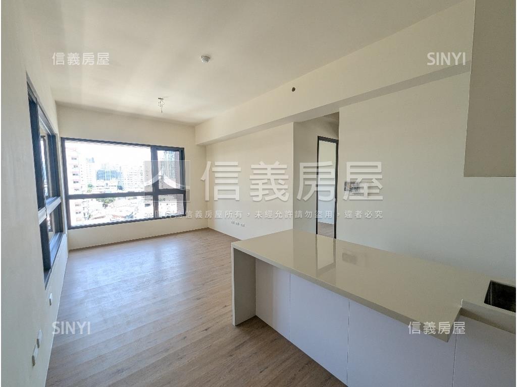 茵之伴８樓全新兩房兩衛房屋室內格局與周邊環境
