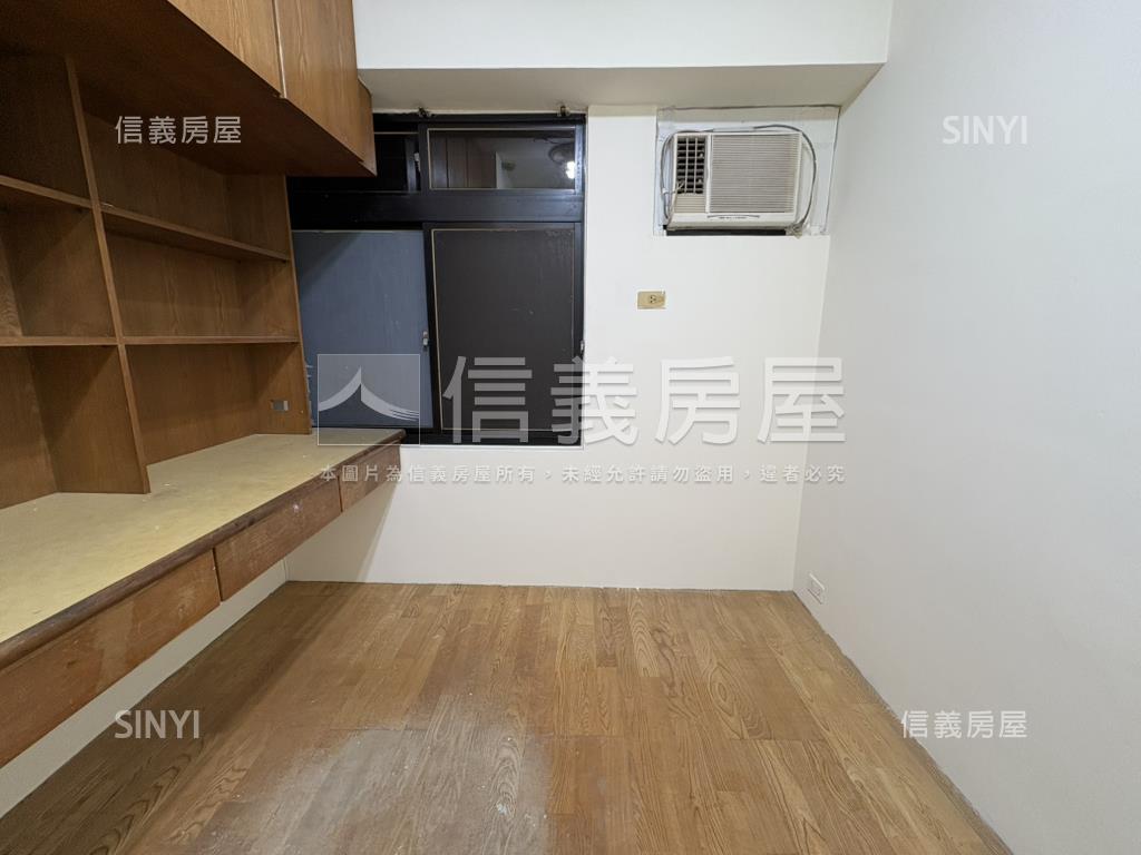 東方黎明低總價３房房屋室內格局與周邊環境
