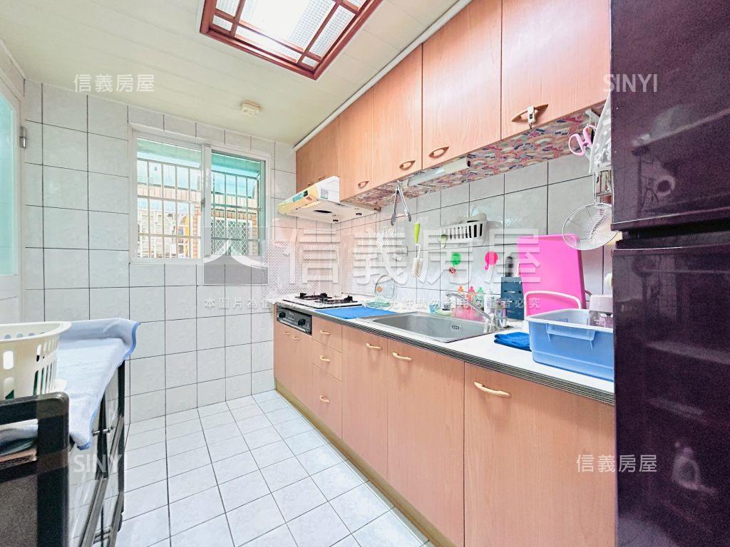 低總價學校旁三房房屋室內格局與周邊環境