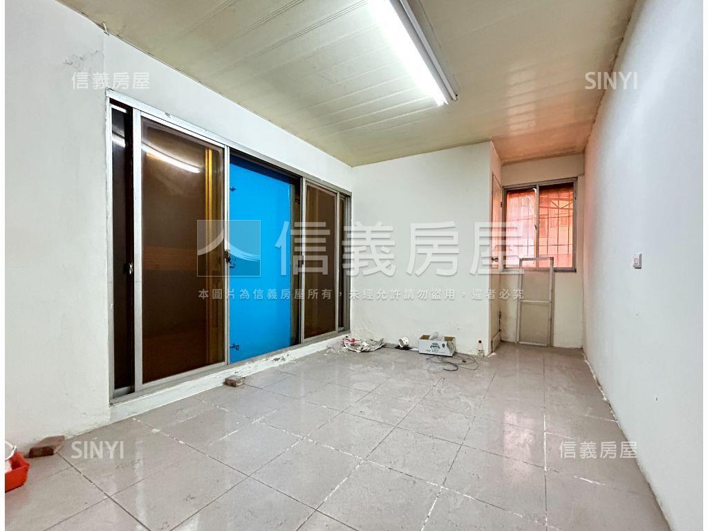 前金捷運站三面採光美寓房屋室內格局與周邊環境