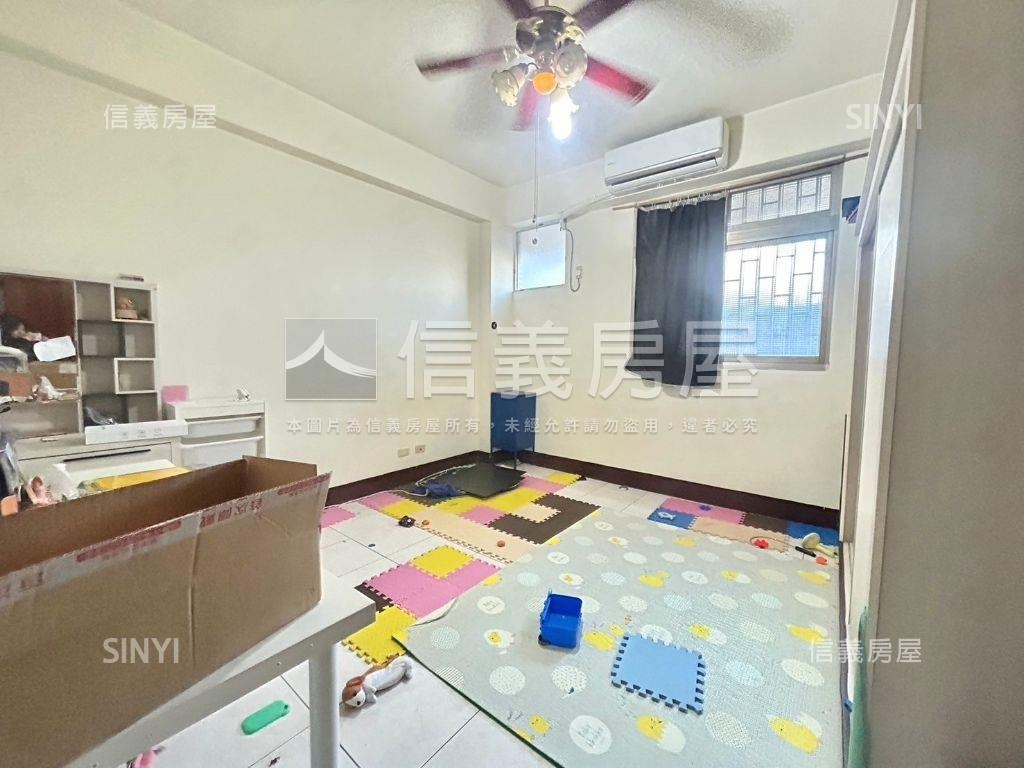 東區四房雙車臨路美墅房屋室內格局與周邊環境