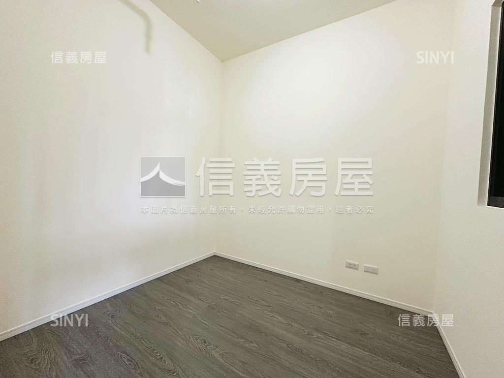 鉑克棶兩房兩衛１４樓房屋室內格局與周邊環境