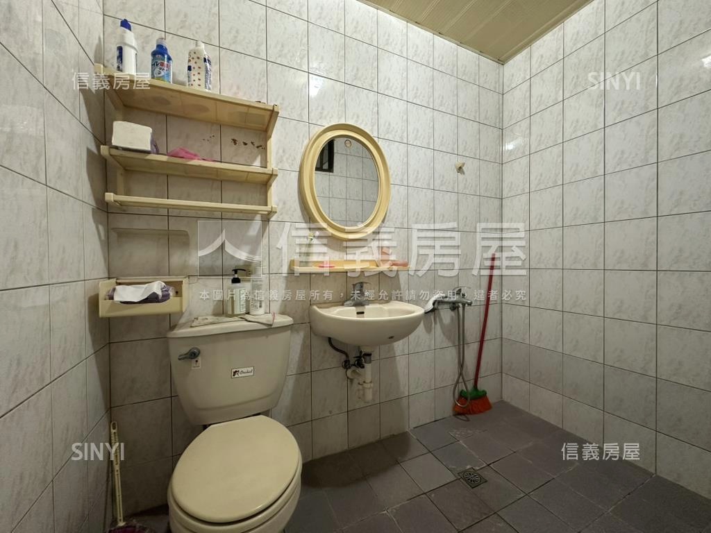 近南紡暖居朝南透天房屋室內格局與周邊環境