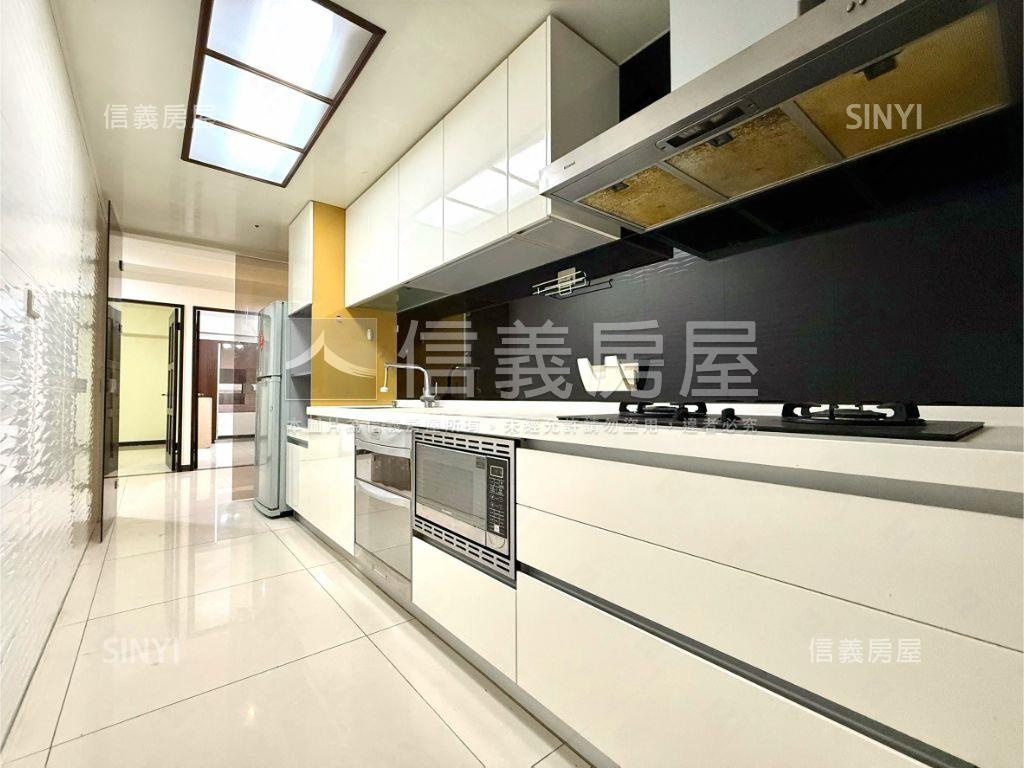 城峰匯近勝利國中安興三房房屋室內格局與周邊環境