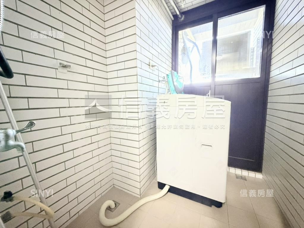 新市市區稀有釋出兩房平車房屋室內格局與周邊環境