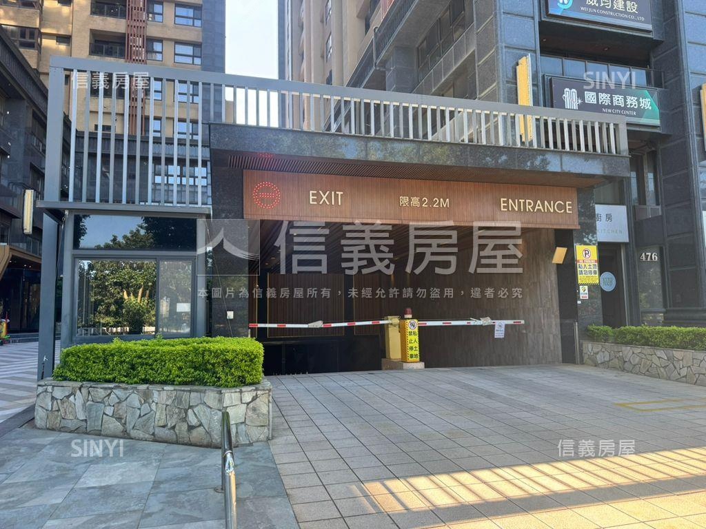 威均天翔露臺溪景三房車位房屋室內格局與周邊環境