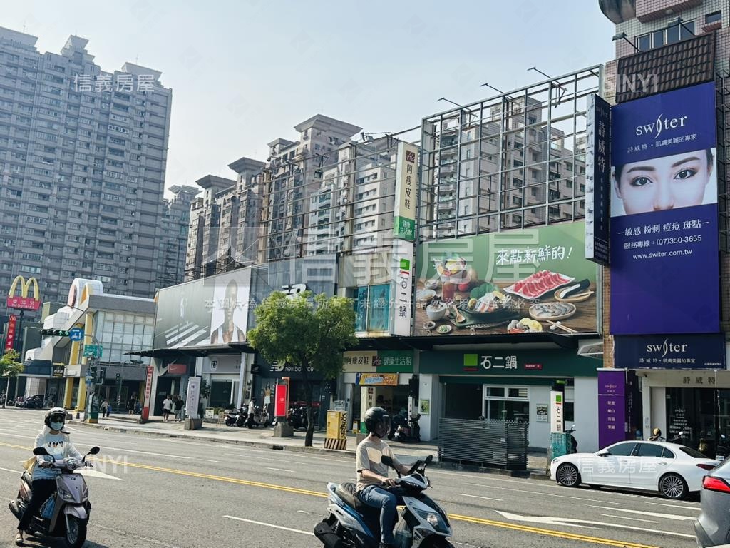 明誠二路邊間連鎖店霸房屋室內格局與周邊環境