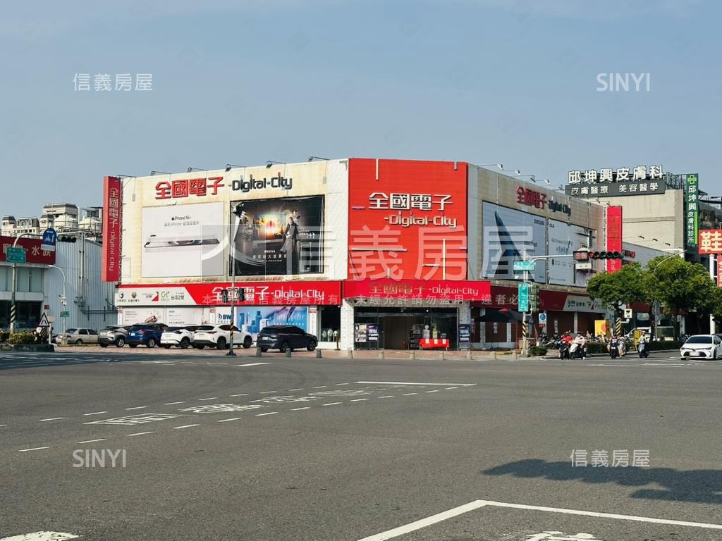 明誠二路邊間連鎖店霸房屋室內格局與周邊環境