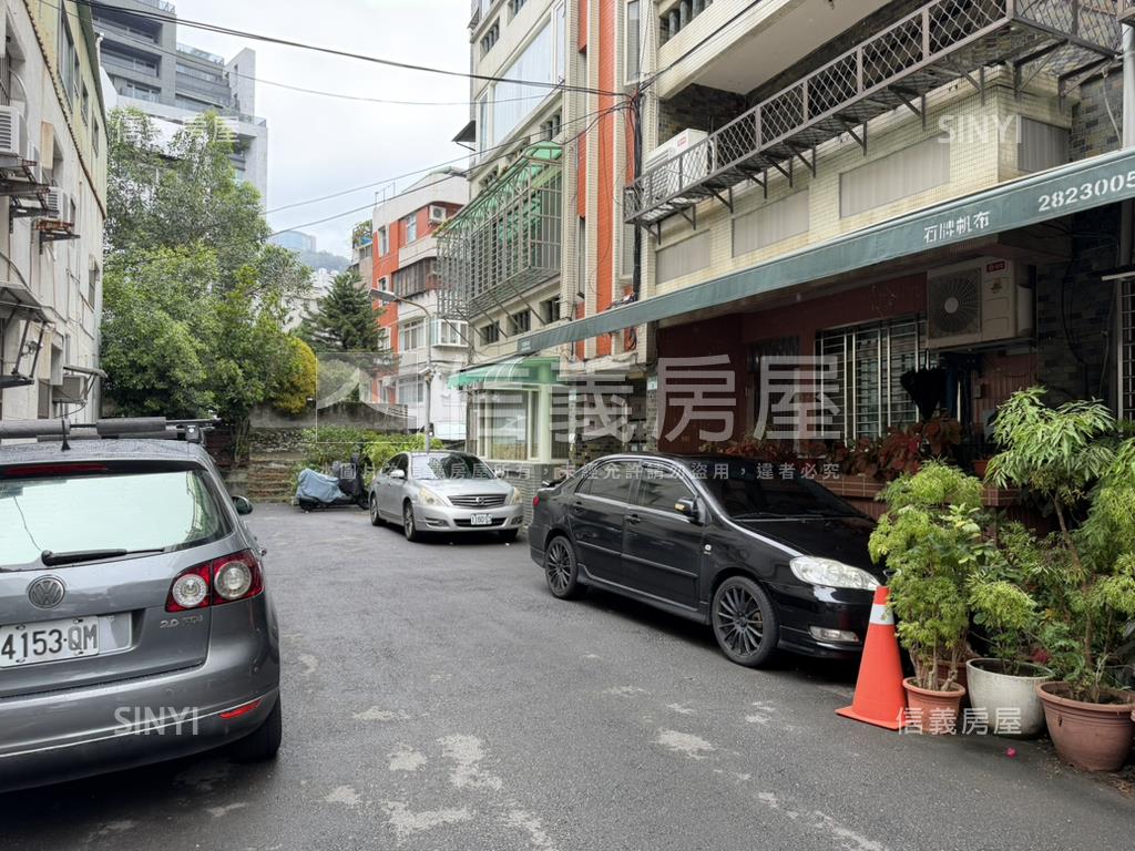 七段大空間美一樓房屋室內格局與周邊環境