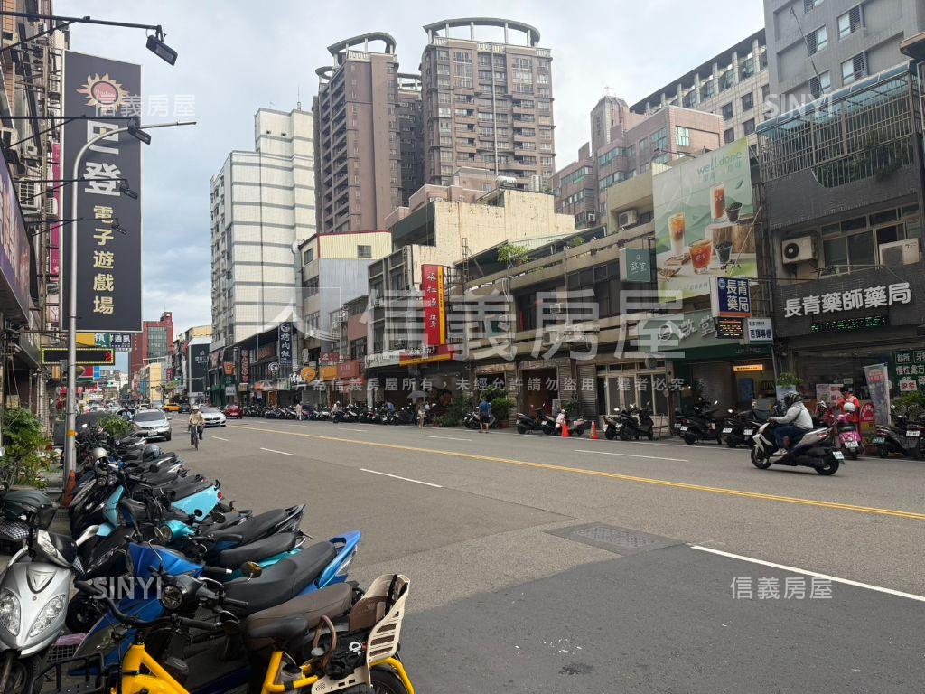 低總價近巨城套房房屋室內格局與周邊環境