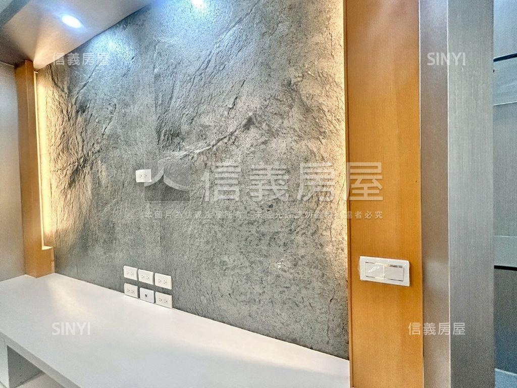 公益路四房平車房屋室內格局與周邊環境