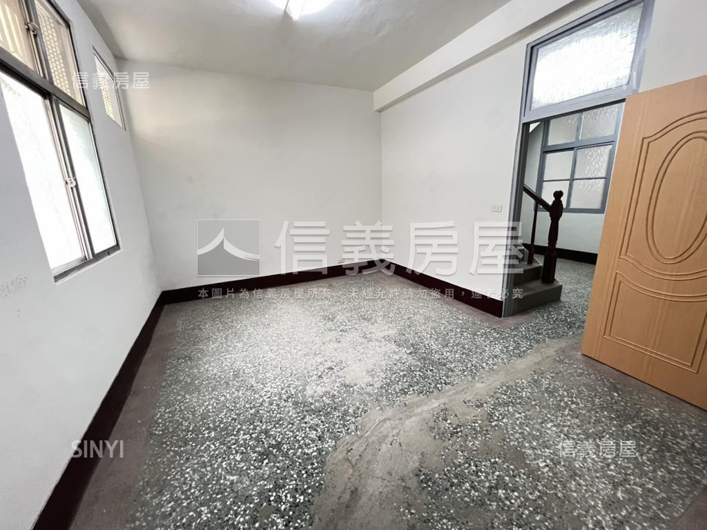 近大成國小透天房屋室內格局與周邊環境