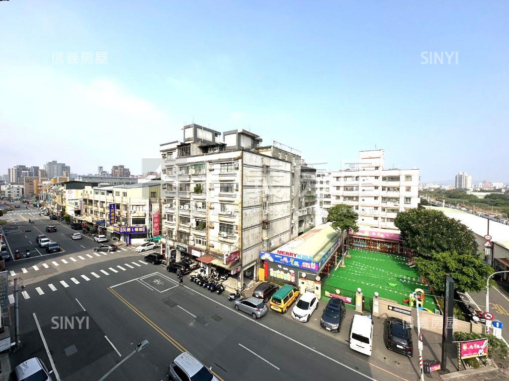 國際路一段康橋三期金店面房屋室內格局與周邊環境