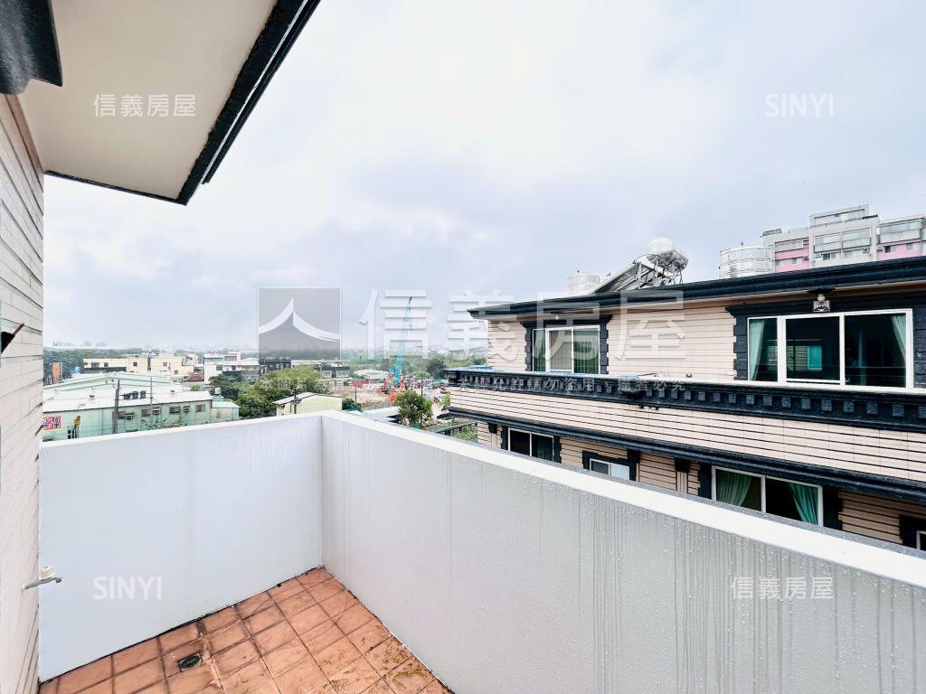 國際路一段康橋三期金店面房屋室內格局與周邊環境