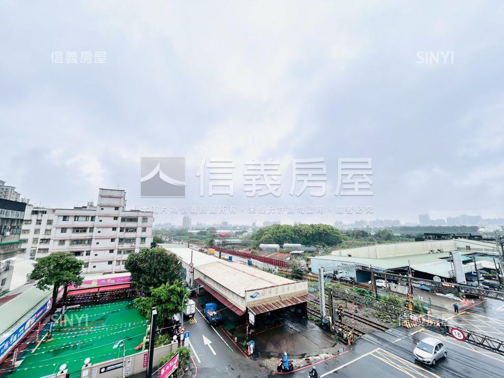 國際路一段康橋三期金店面房屋室內格局與周邊環境