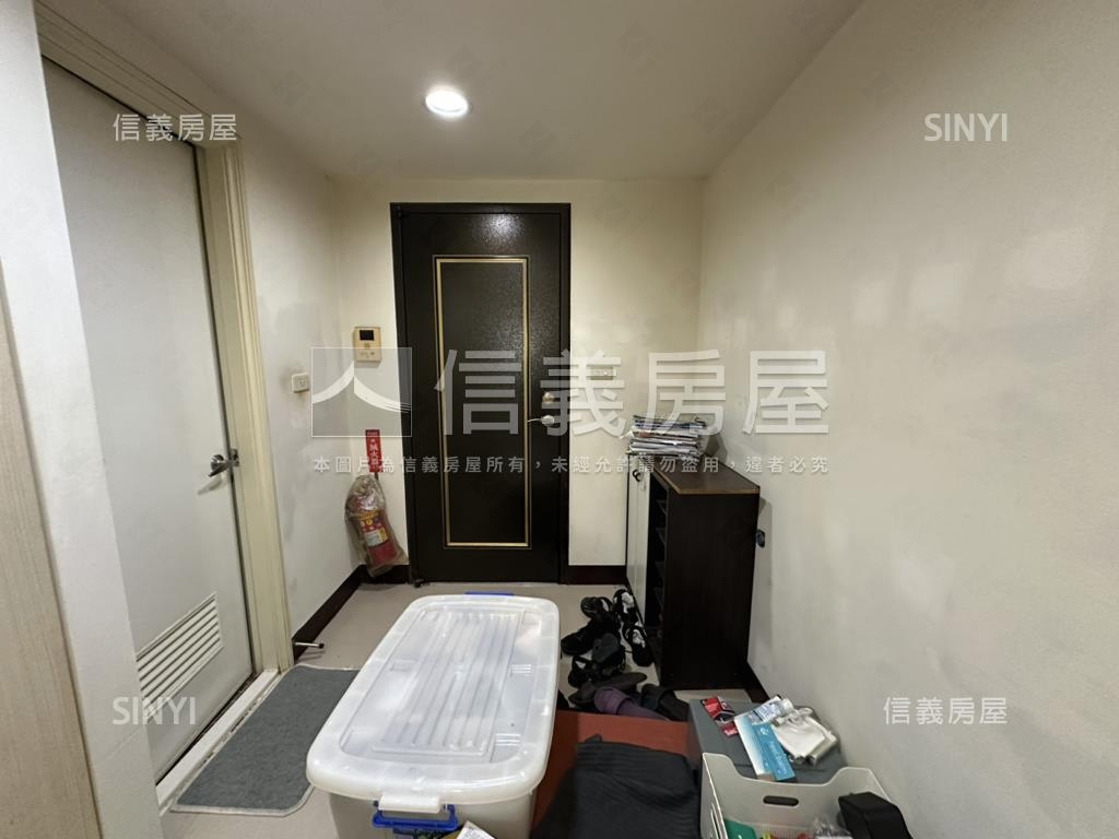 高鐵區低總價自用投資置產房屋室內格局與周邊環境