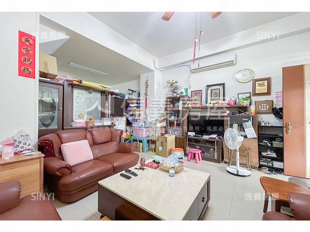 水湳稀有臨路別墅房屋室內格局與周邊環境