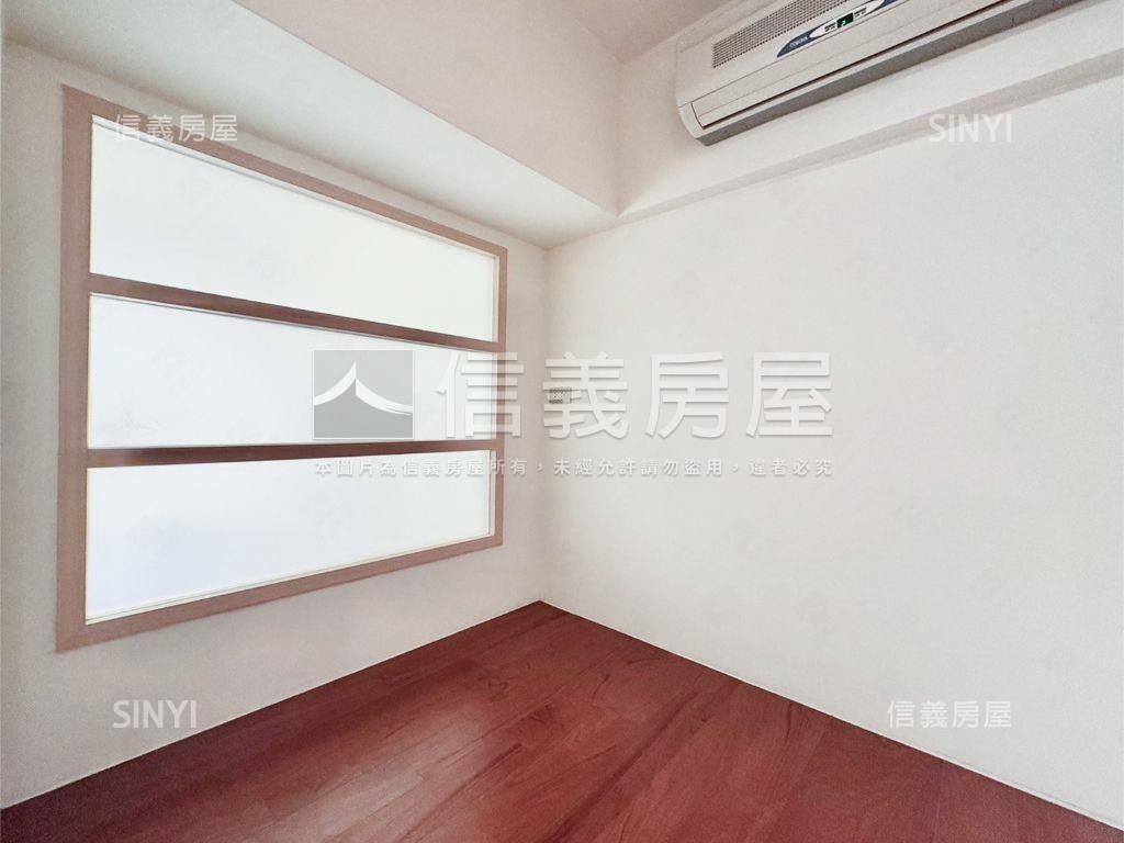 紐約紐約低總價超誠意出售房屋室內格局與周邊環境