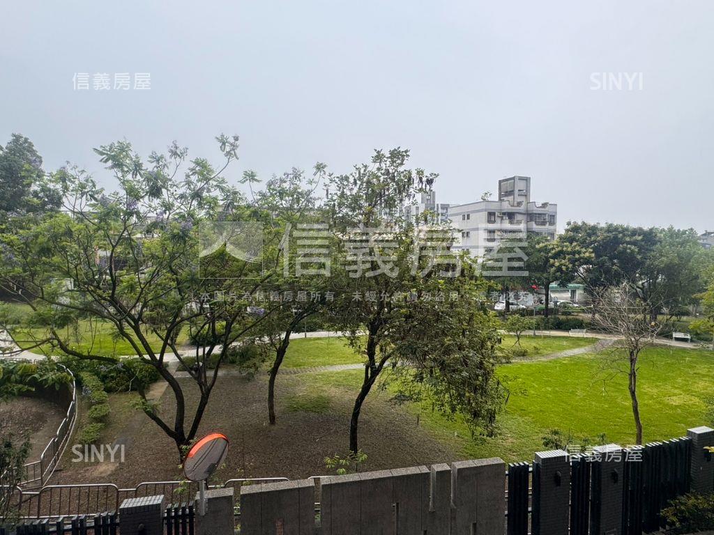 面公園朝南２房平車房屋室內格局與周邊環境