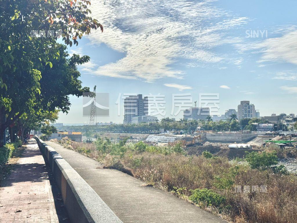 面公園朝南２房平車房屋室內格局與周邊環境