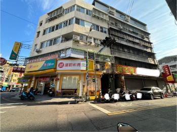 近科博館１２米大面寬店面
