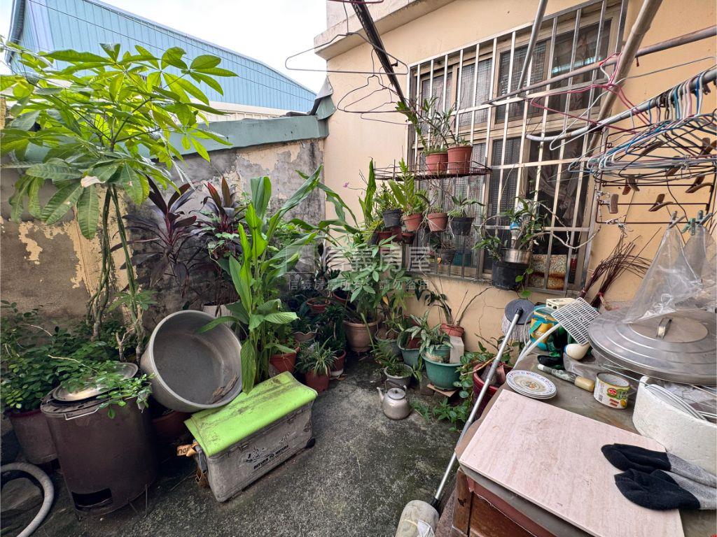 太平門前好停車透天房屋室內格局與周邊環境