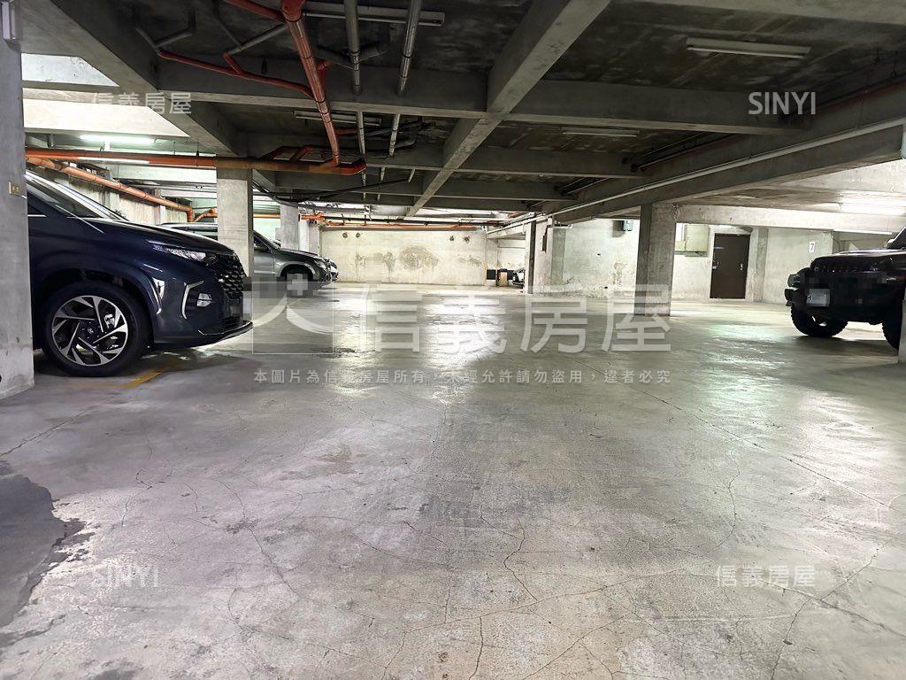 羅馬儷都坡平車位房屋室內格局與周邊環境