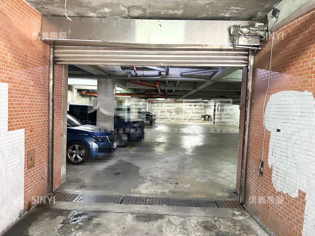 羅馬儷都坡平車位房屋室內格局與周邊環境