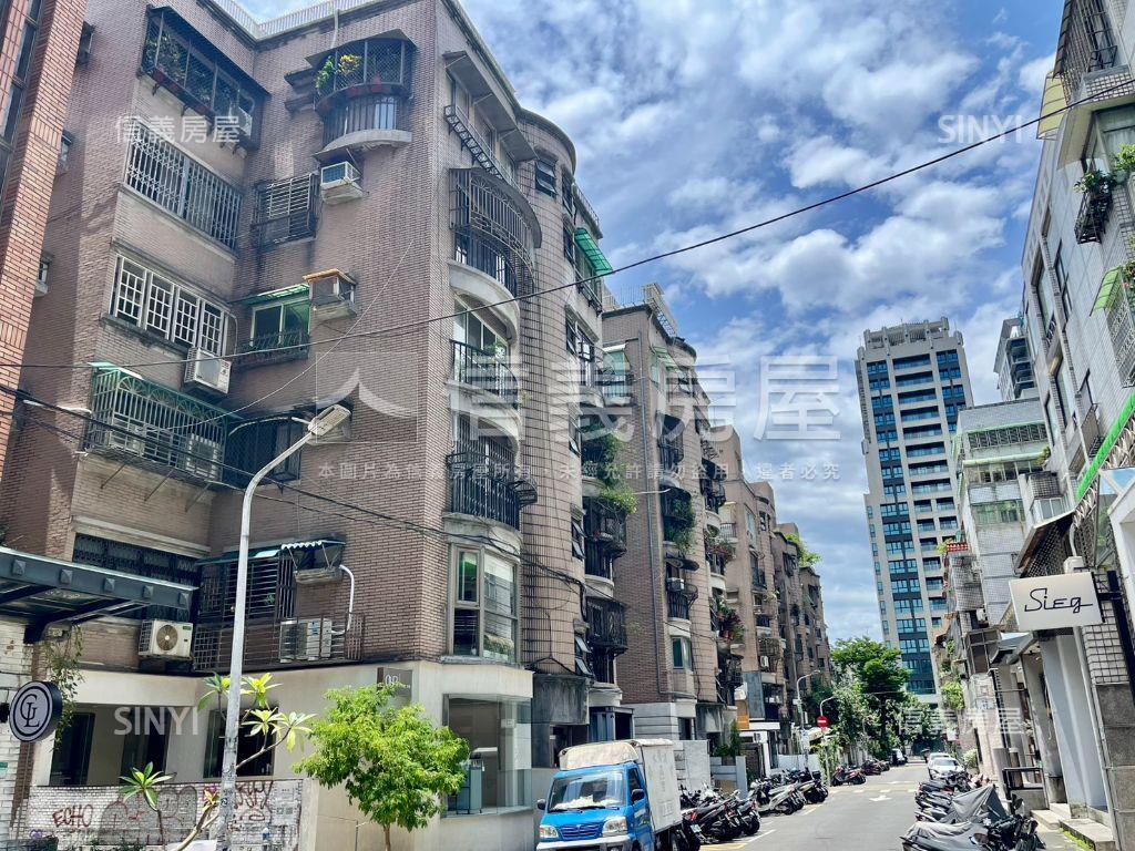 羅馬儷都坡平車位房屋室內格局與周邊環境