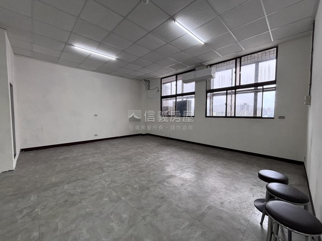 七堵．國際世貿廠辦房屋室內格局與周邊環境