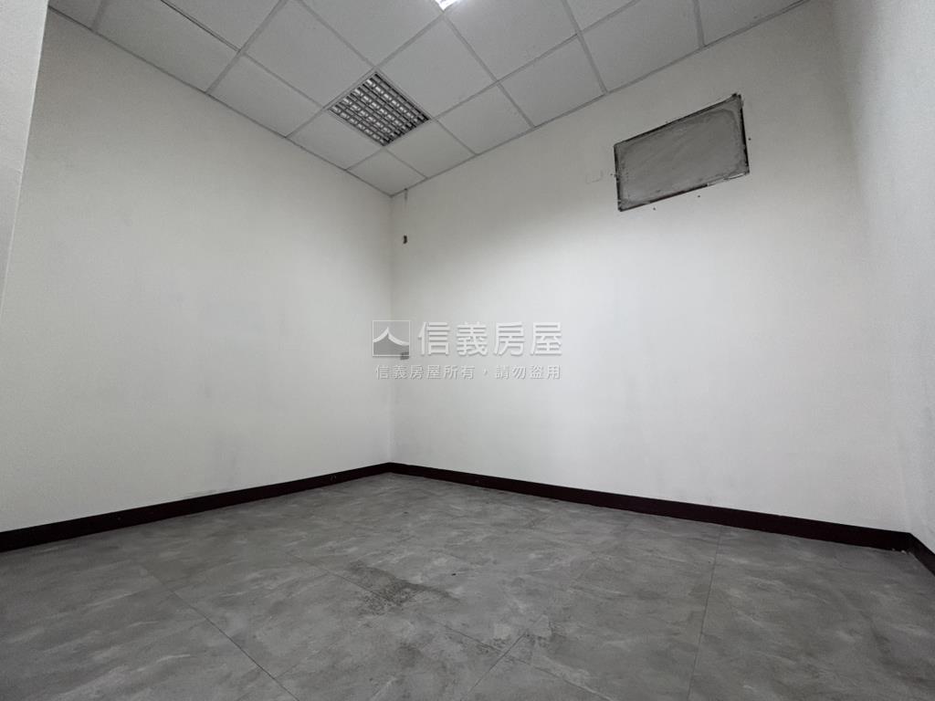 七堵．國際世貿廠辦房屋室內格局與周邊環境
