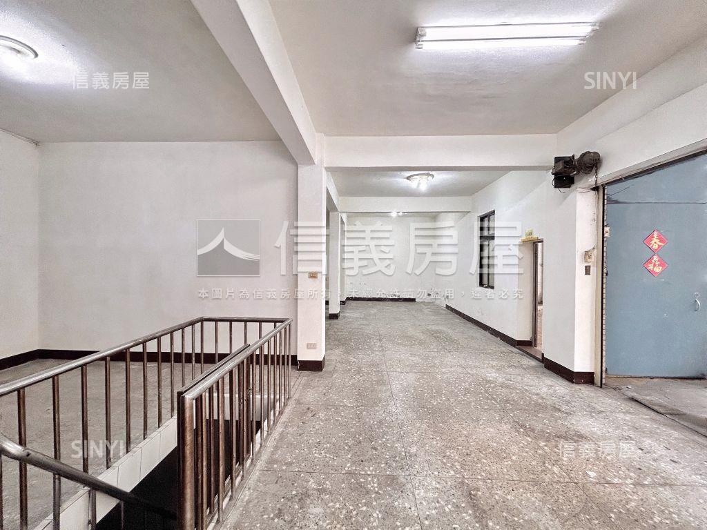 正中義街三角窗店辦房屋室內格局與周邊環境