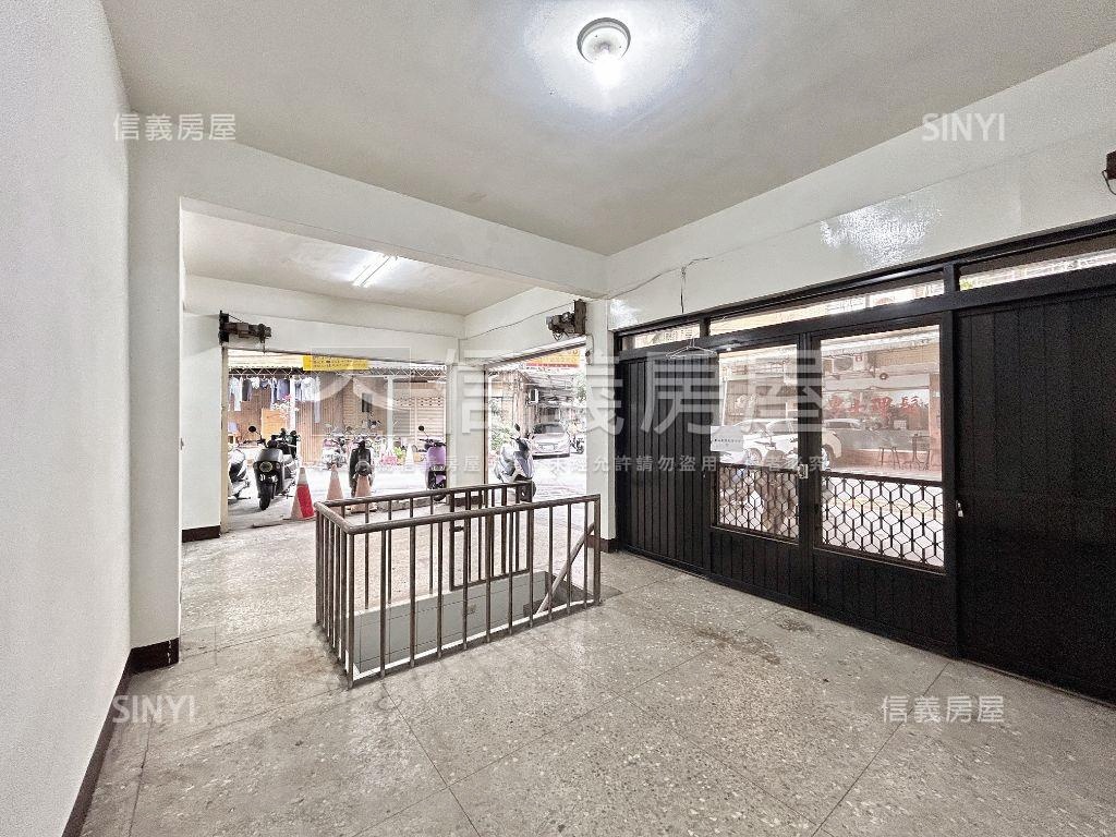 正中義街三角窗店辦房屋室內格局與周邊環境