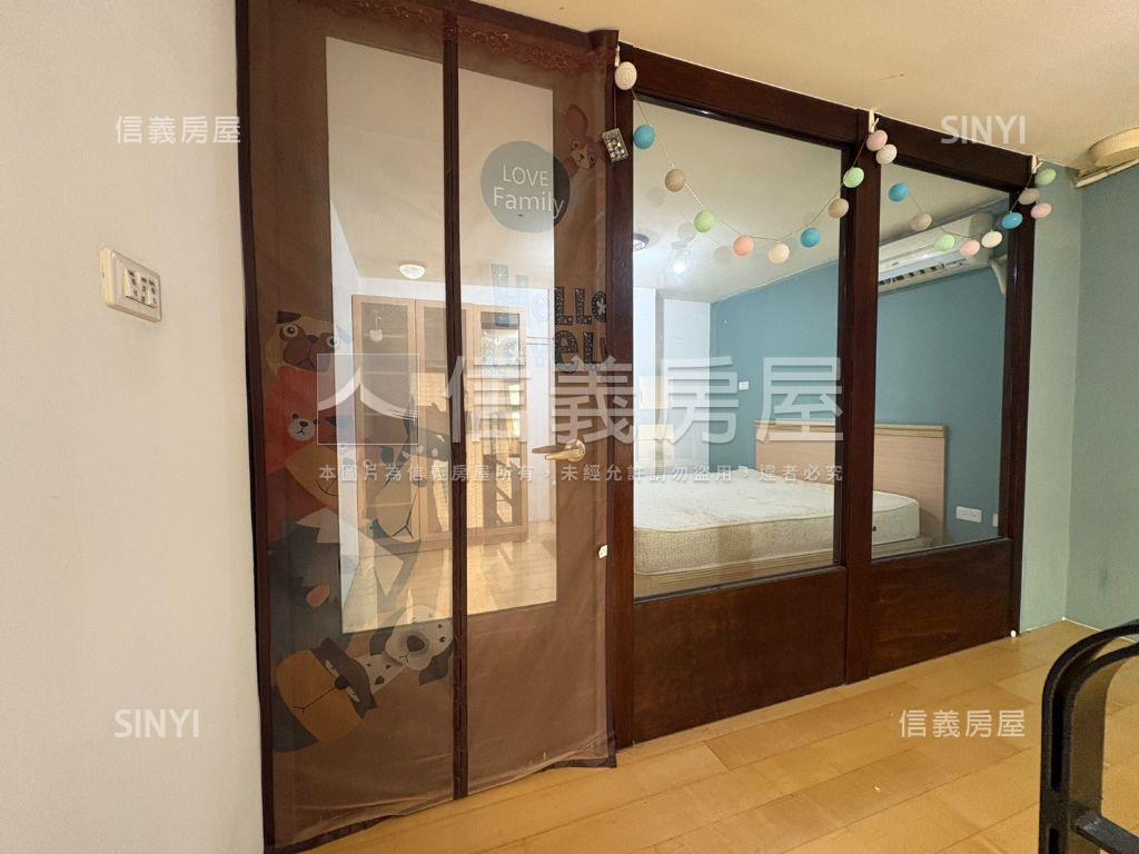 心鑽帝堡高樓採光戶房屋室內格局與周邊環境