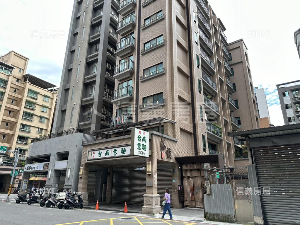 置產。重劃區店面房屋室內格局與周邊環境