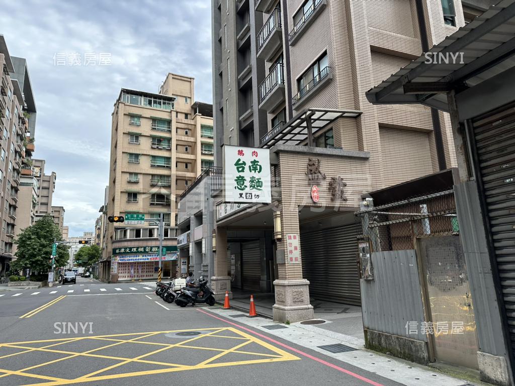 置產。重劃區店面房屋室內格局與周邊環境