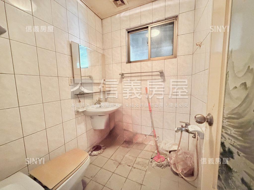 七張捷運機能首選大空間房屋室內格局與周邊環境