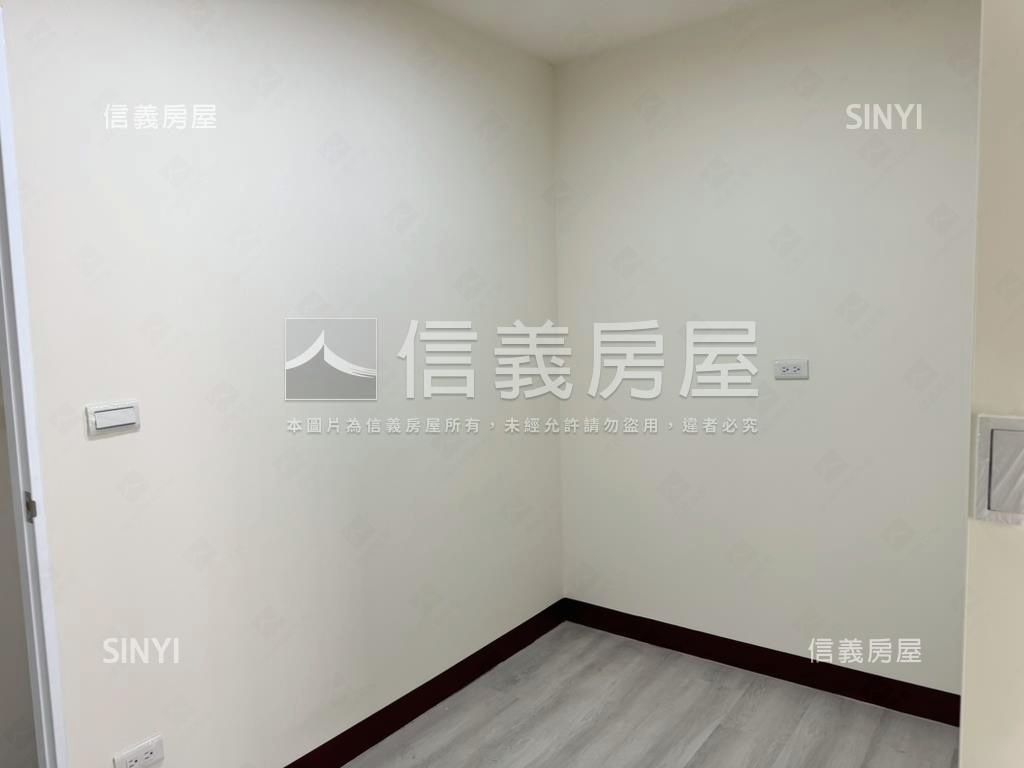 近大明高中低總價美透天房屋室內格局與周邊環境