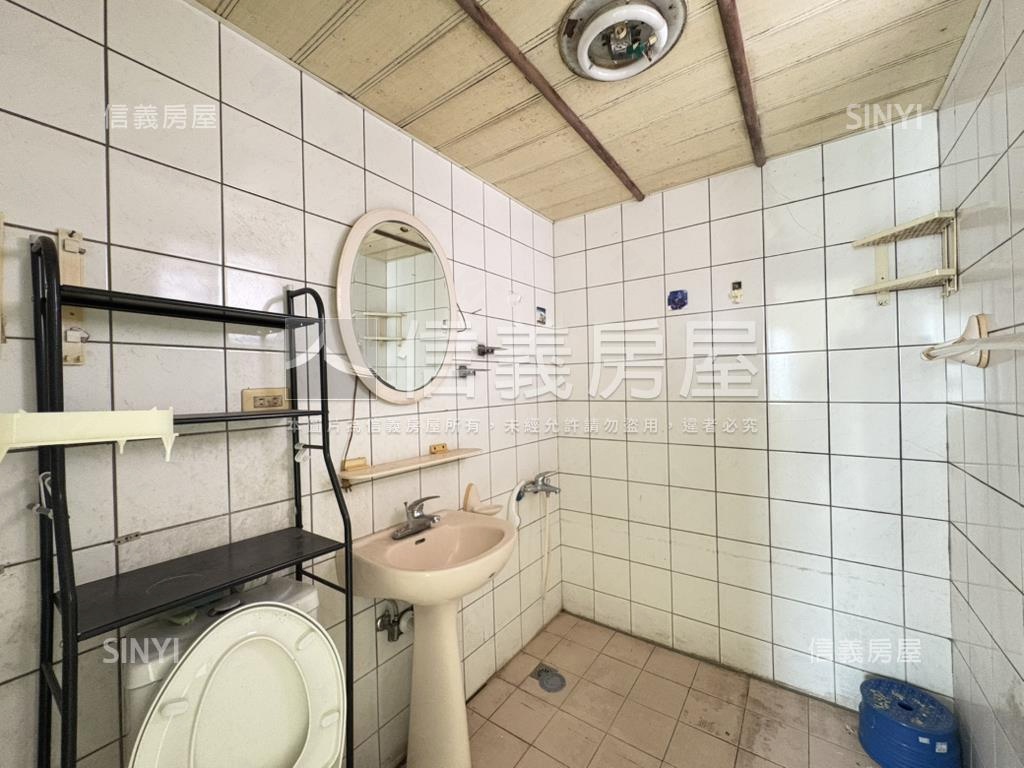 【遠眺】台北親家電梯四房房屋室內格局與周邊環境