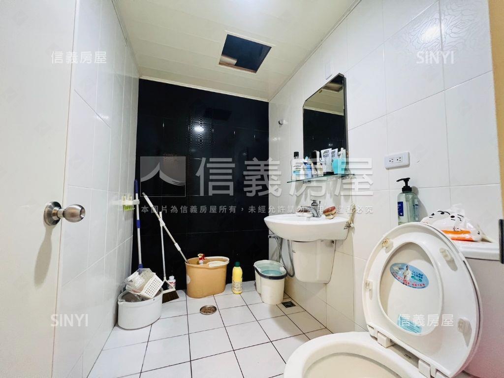 建工鼎山商圈方便停車店住房屋室內格局與周邊環境