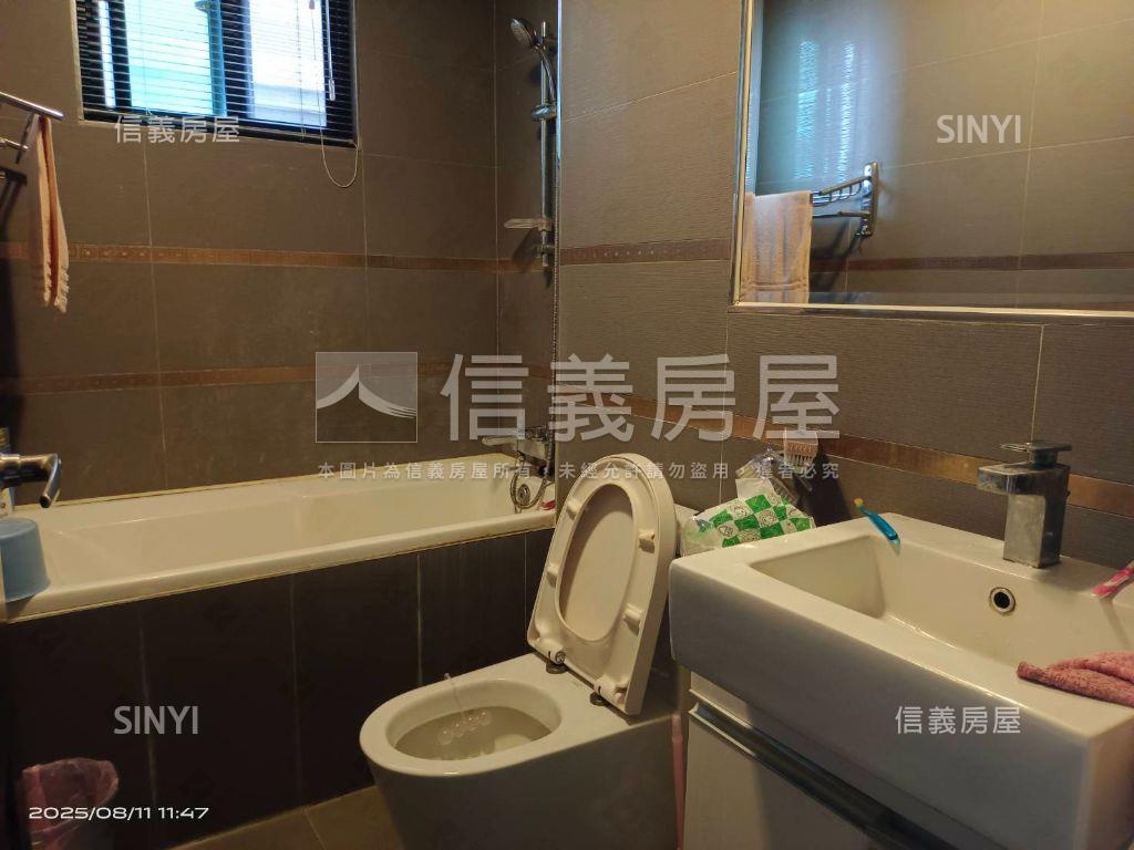 豐達謙邑三房雙車位房屋室內格局與周邊環境