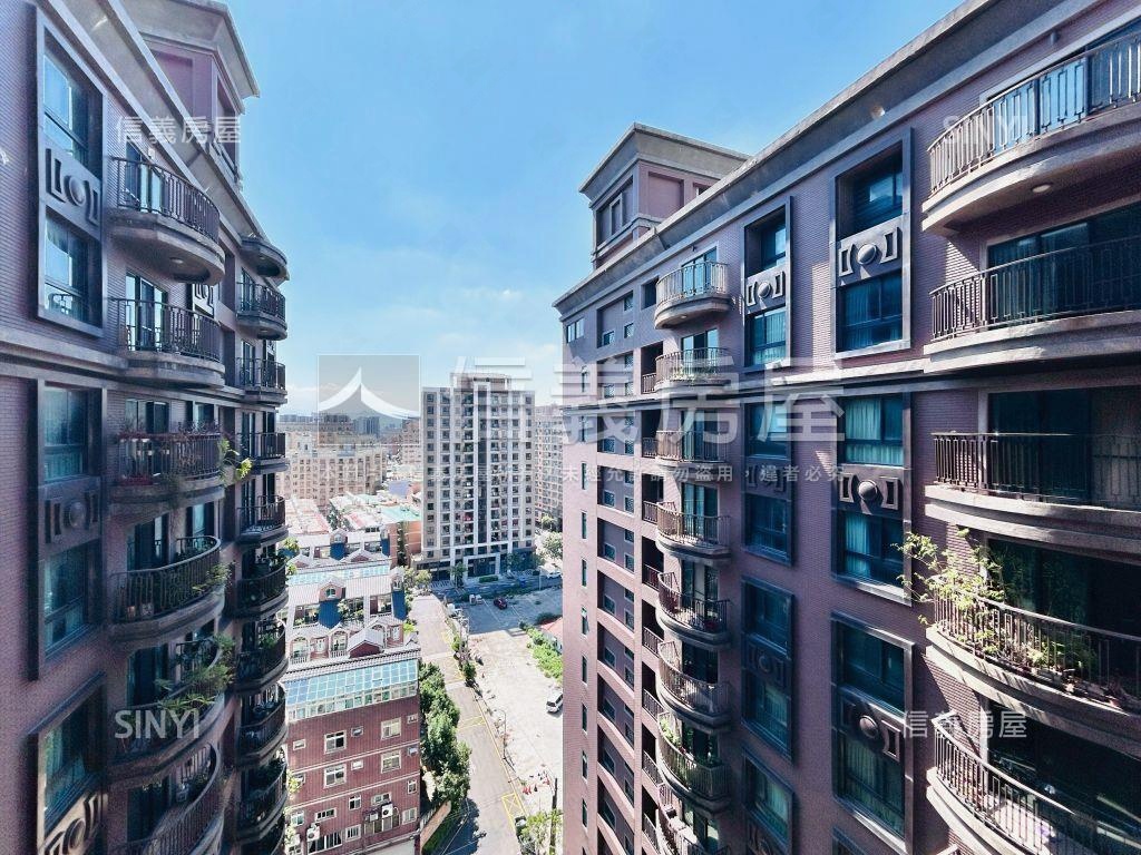 龍安｜謙邑三房雙車位房屋室內格局與周邊環境