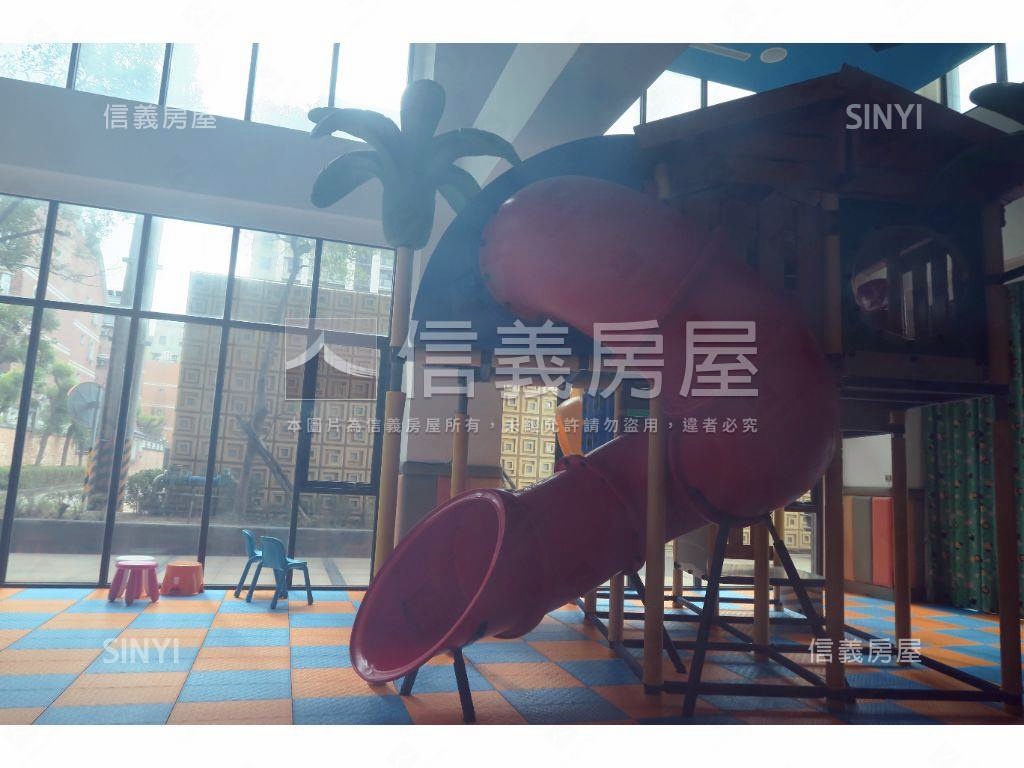 龍安｜謙邑三房雙車位房屋室內格局與周邊環境