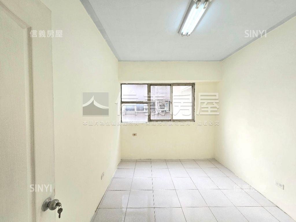 高鐵靜謐採光三房房屋室內格局與周邊環境