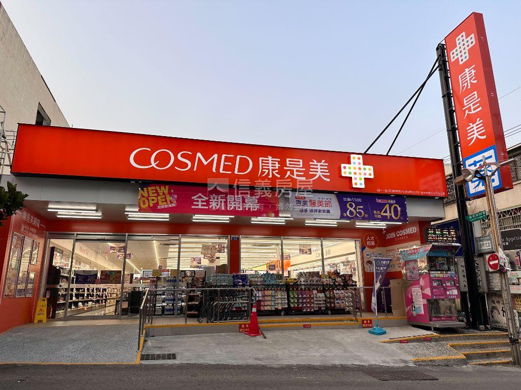 先看這間低總價近中科套房房屋室內格局與周邊環境