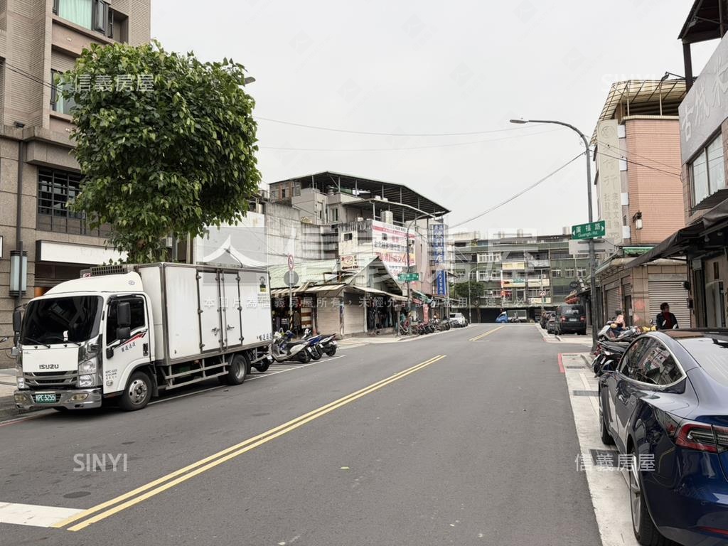 廟口大路邊賺錢金店面房屋室內格局與周邊環境