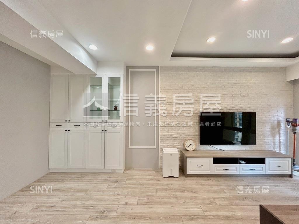 創世紀風雅寬敞三房雙平車房屋室內格局與周邊環境