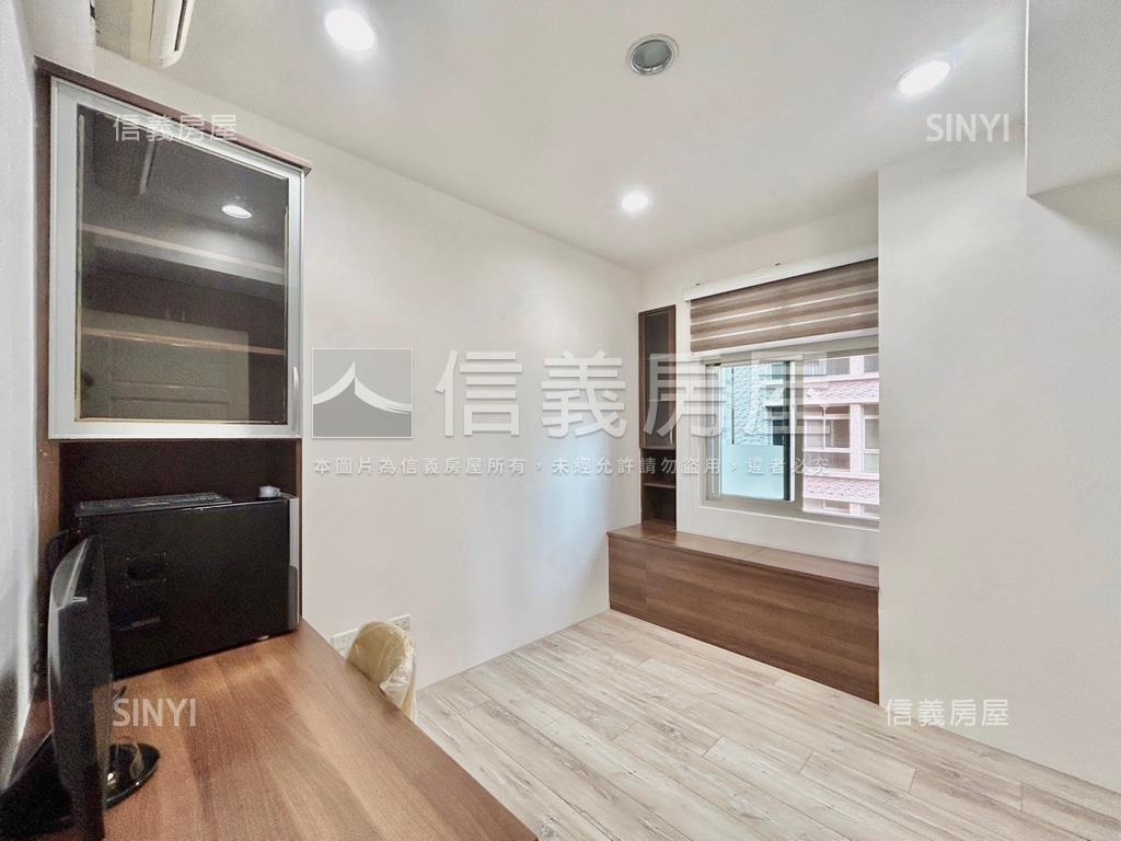 創世紀風雅寬敞三房雙平車房屋室內格局與周邊環境